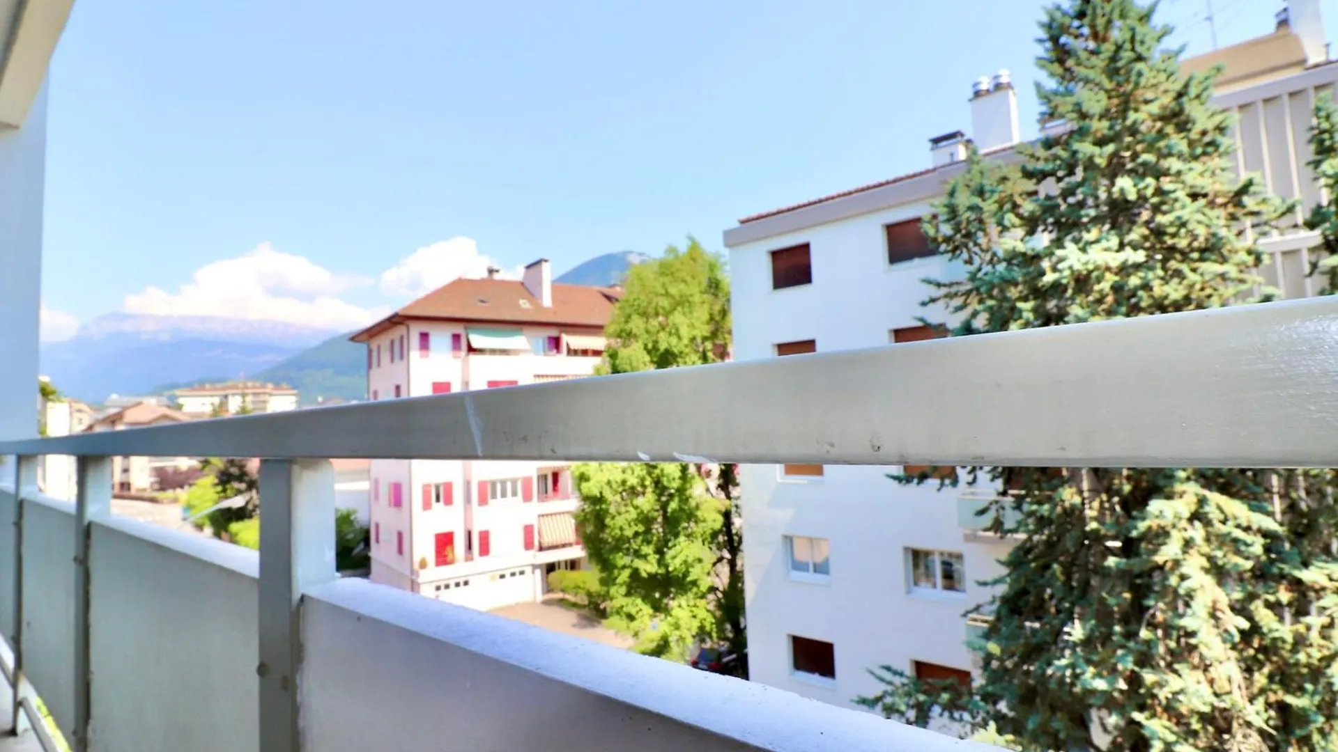 Annecy Centre - F2 Spacieux Avec Balcon, Parking Prive, A 50M Du Lac - 2/3 Pers - Fr-1-432-23 Francie